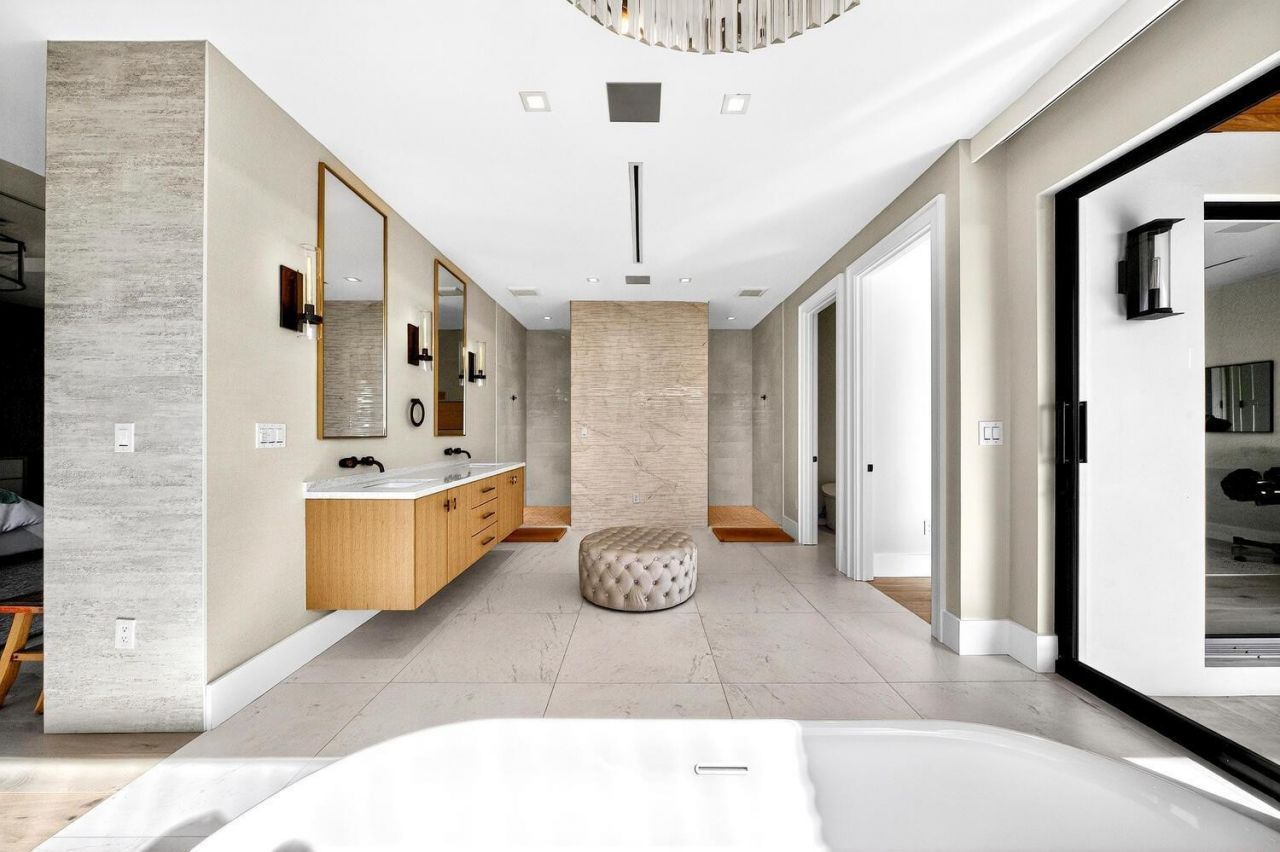 1520 SE 10th Street, Fort Lauderdale, FL 33316 Photo