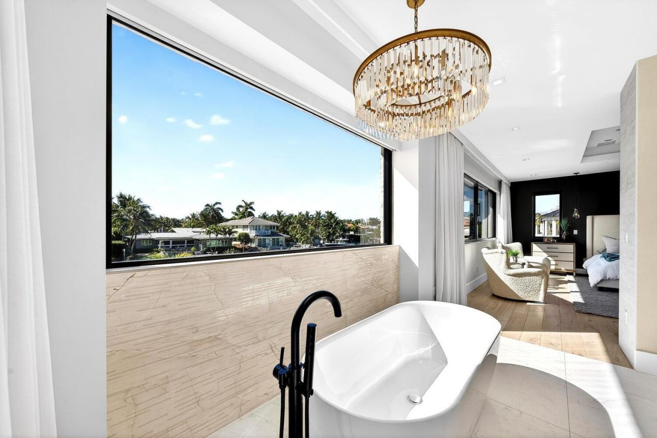 1520 SE 10th Street, Fort Lauderdale, FL 33316 Photo