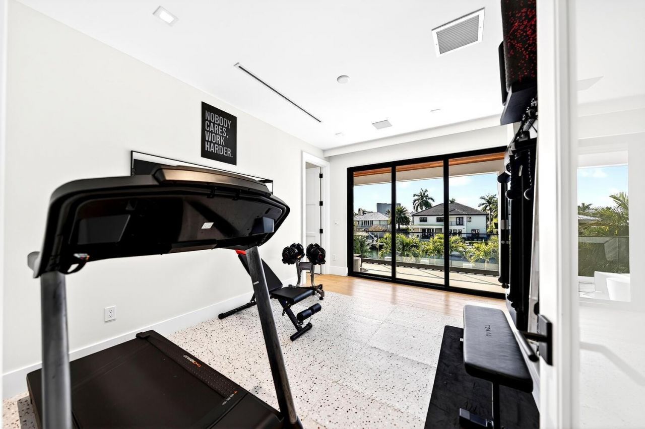 1520 SE 10th Street, Fort Lauderdale, FL 33316 Photo