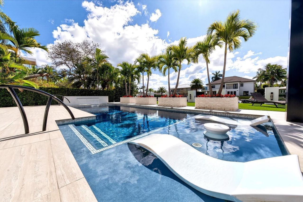 1520 SE 10th Street, Fort Lauderdale, FL 33316 Photo