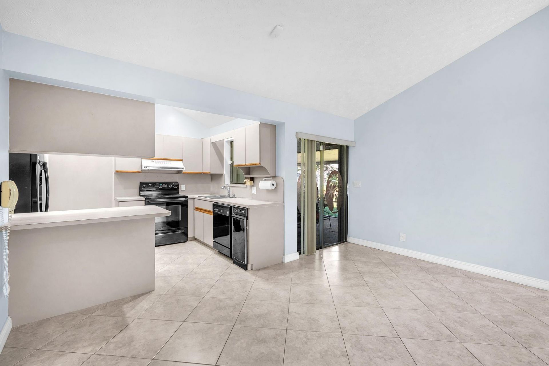 8411 SW 57th Street, Davie, FL 33328 Photo