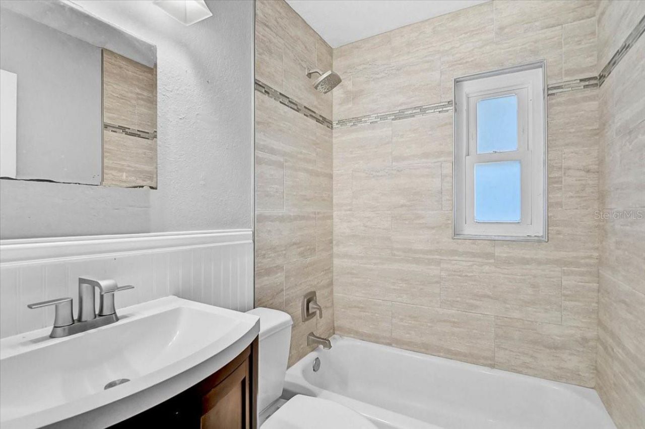 4208 35th Street W, Bradenton, FL 34205 Photo