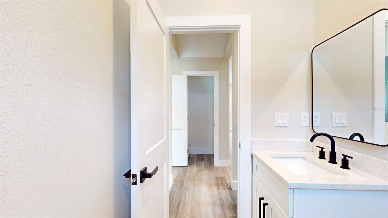 1919 30th Avenue N, Saint Petersburg, FL 33713 Photo