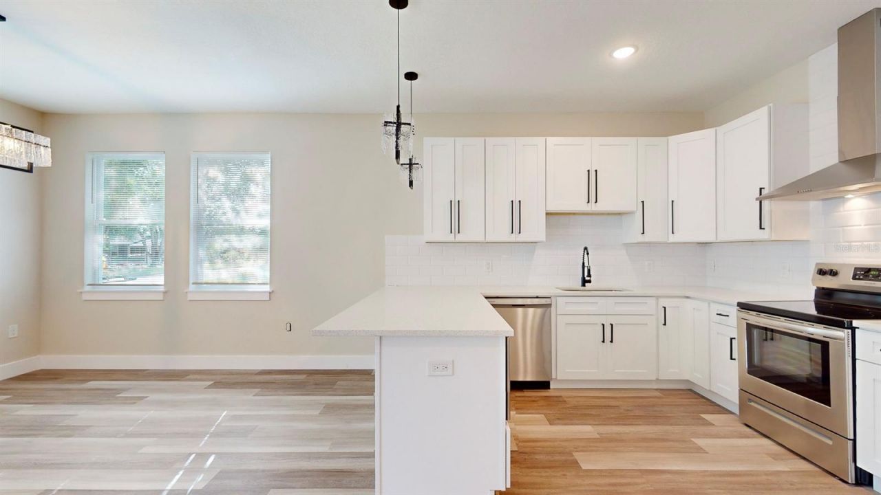 1919 30th Avenue N, Saint Petersburg, FL 33713 Photo