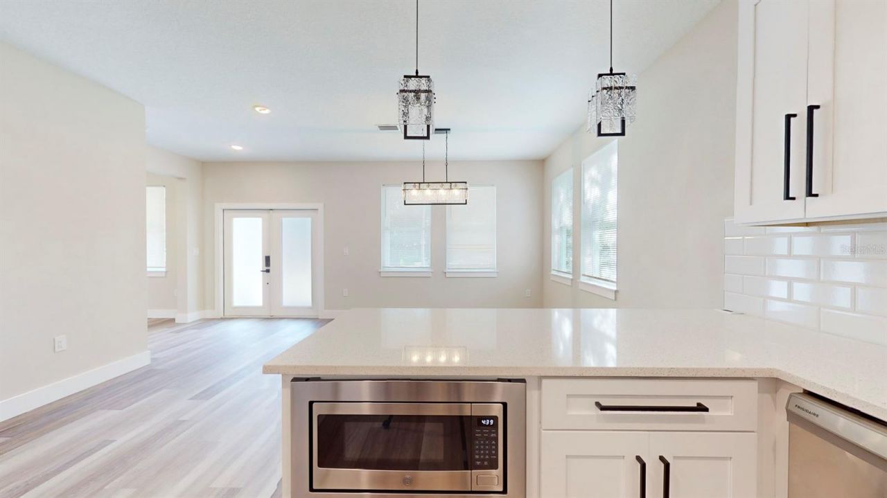 1919 30th Avenue N, Saint Petersburg, FL 33713 Photo