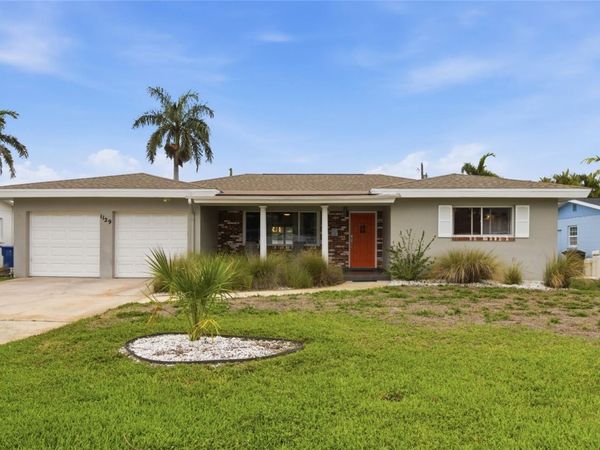 1129 39TH AVENUE NE, ST PETERSBURG, FL 33703