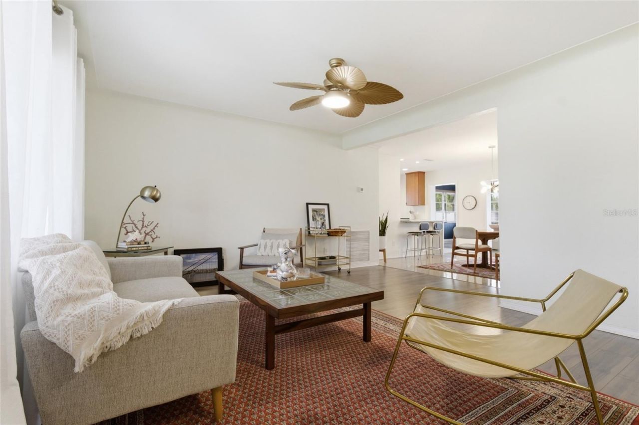 1129 39th Avenue Ne, Saint Petersburg, FL 33703 Photo