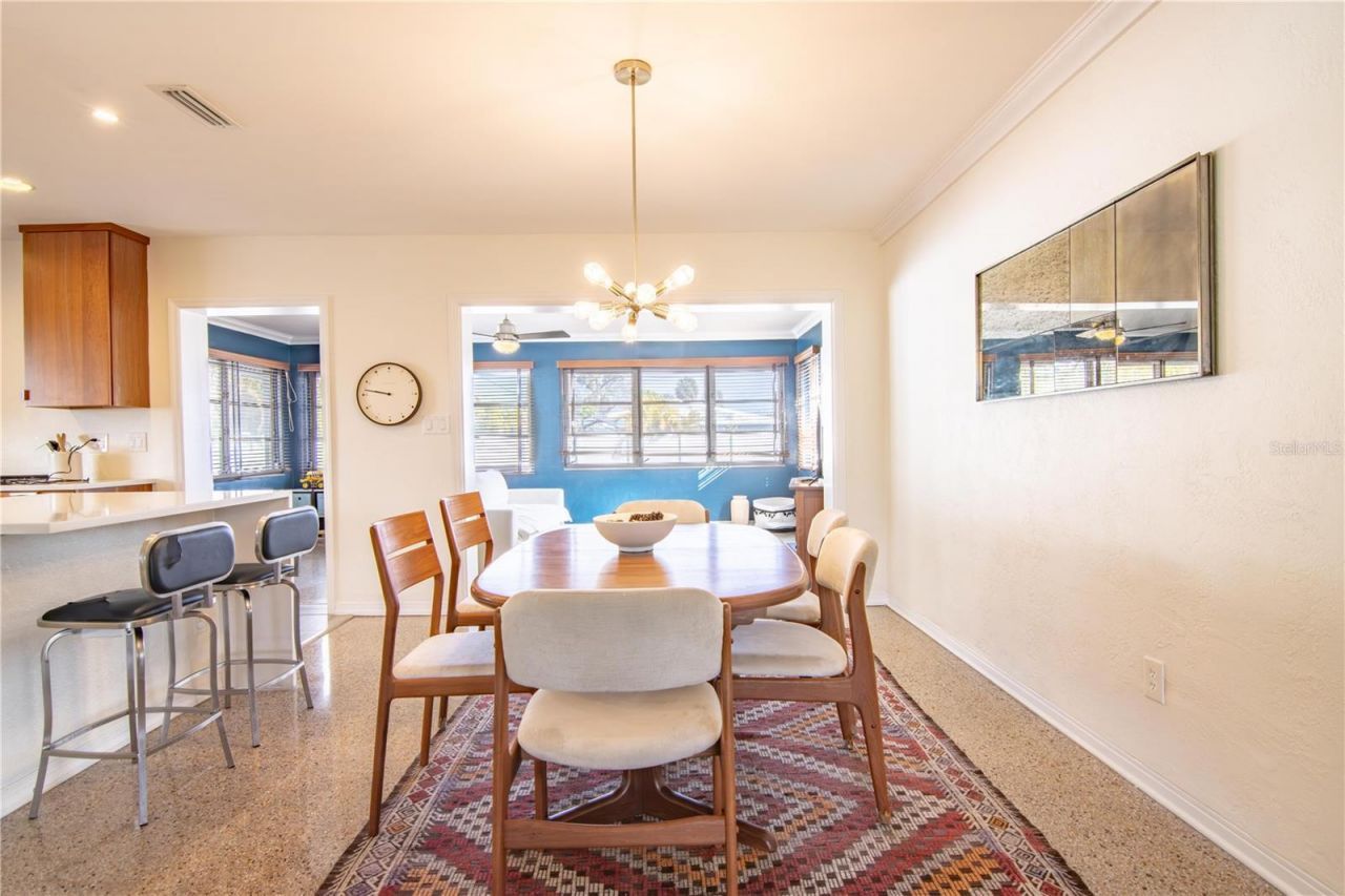 1129 39th Avenue Ne, Saint Petersburg, FL 33703 Photo