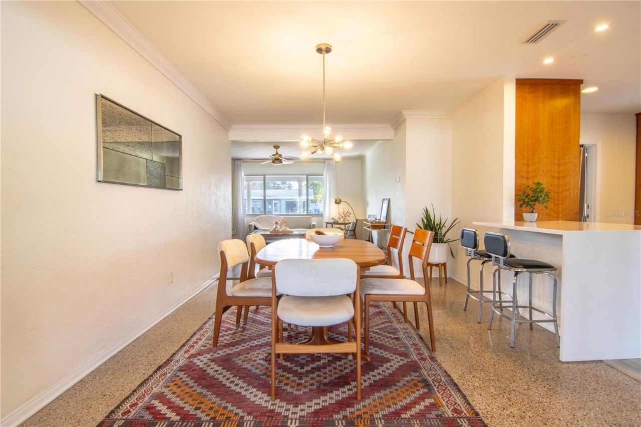 1129 39th Avenue Ne, Saint Petersburg, FL 33703 Photo