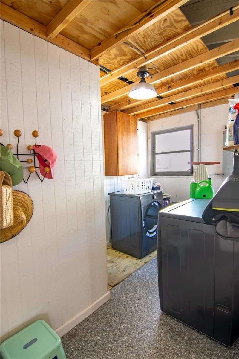 1129 39th Avenue Ne, Saint Petersburg, FL 33703 Photo