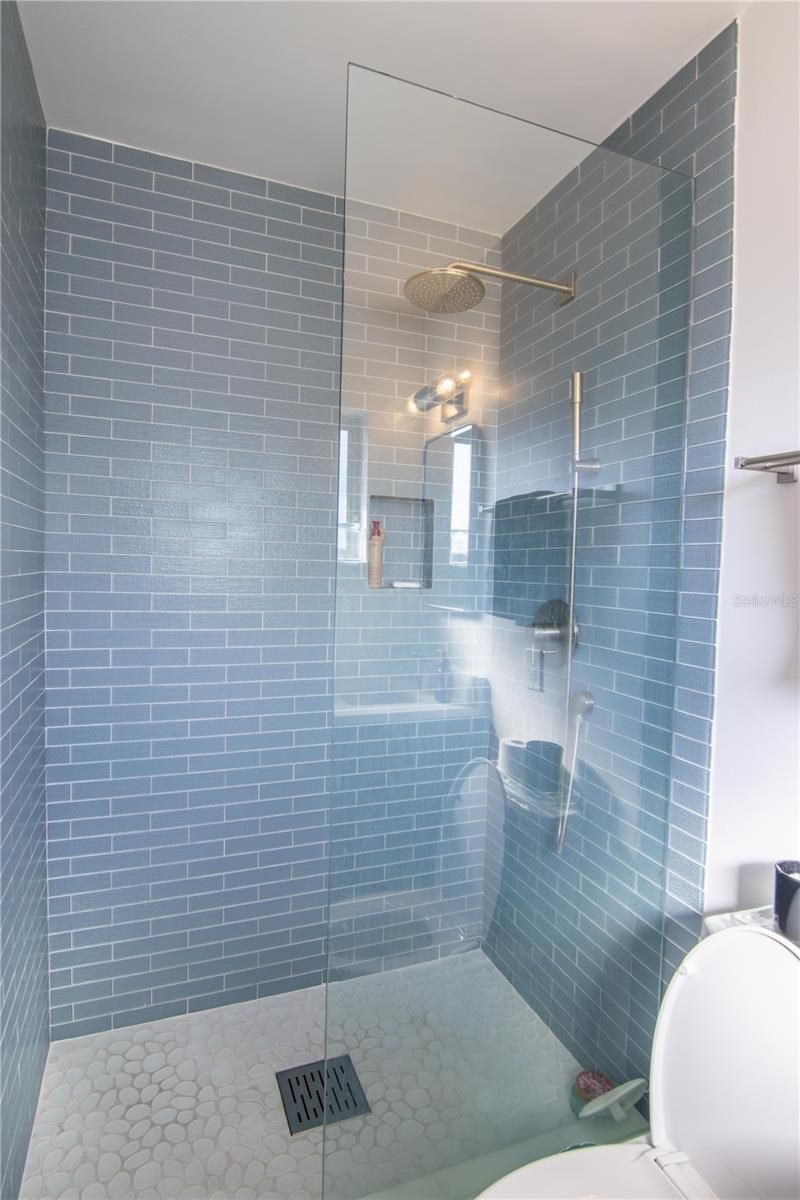 1129 39th Avenue Ne, Saint Petersburg, FL 33703 Photo