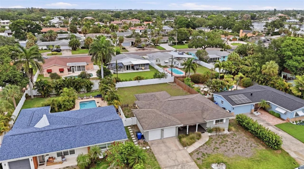 1129 39th Avenue Ne, Saint Petersburg, FL 33703 Photo