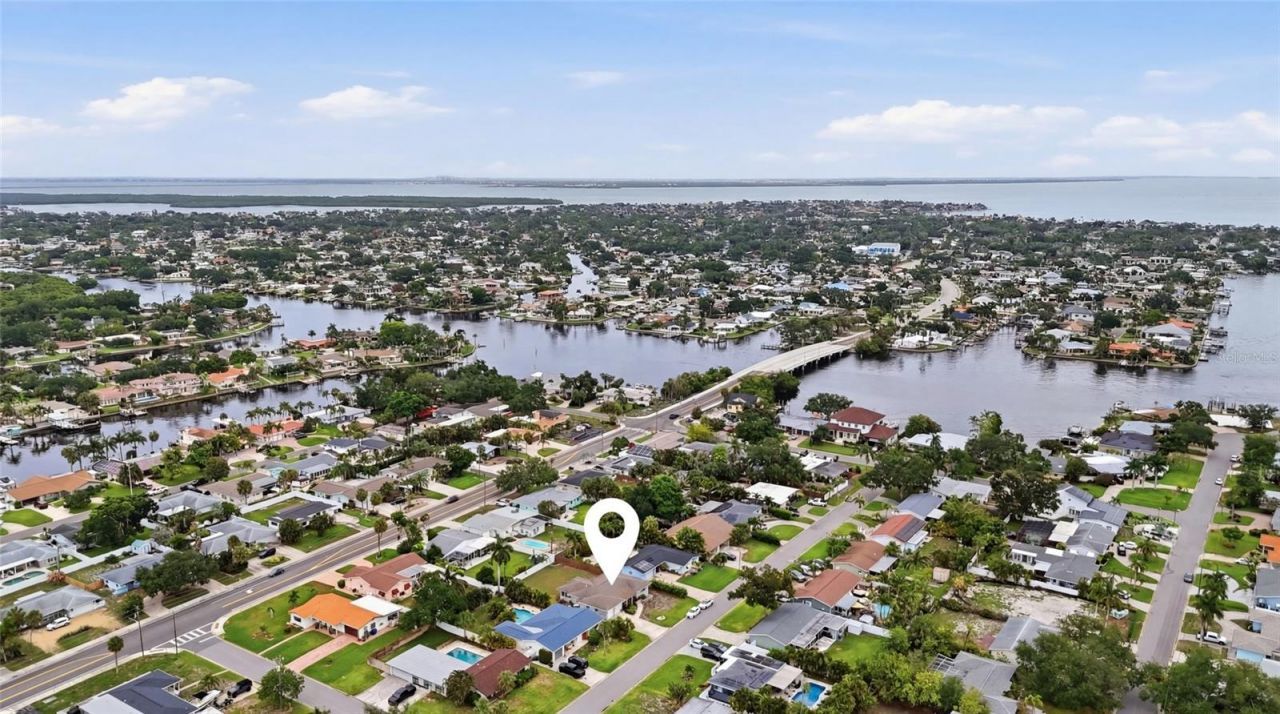 1129 39th Avenue Ne, Saint Petersburg, FL 33703 Photo