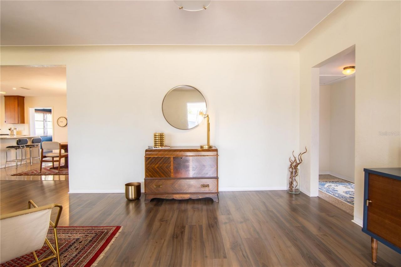 1129 39th Avenue Ne, Saint Petersburg, FL 33703 Photo