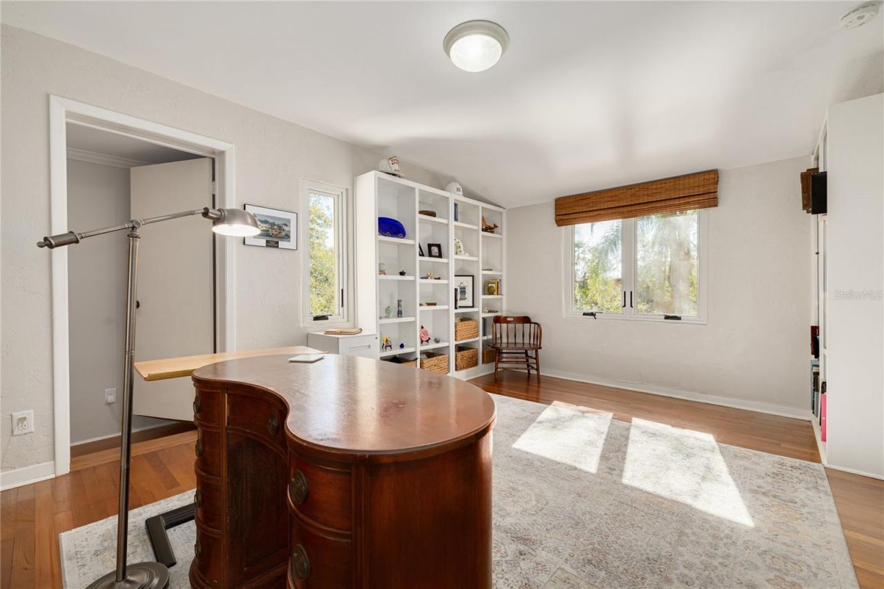 438 Villagrande Avenue S, Saint Petersburg, FL 33707 Photo