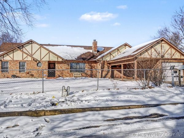 546 N 38th West Avenue , Tulsa, OK 74127