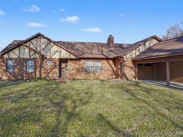 546 N 38th West Avenue, Tulsa, OK 74127
