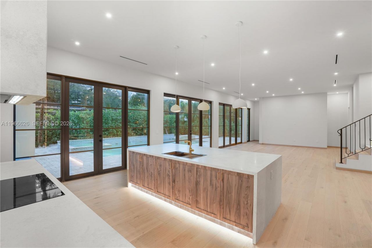 1514 Consolata Ave, Coral Gables, FL 33146 Photo