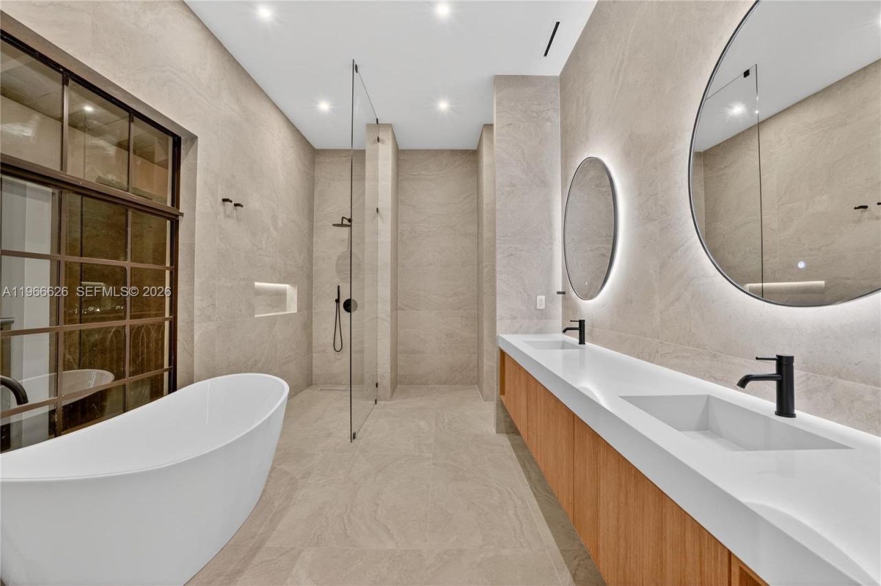 1514 Consolata Ave, Coral Gables, FL 33146 Photo