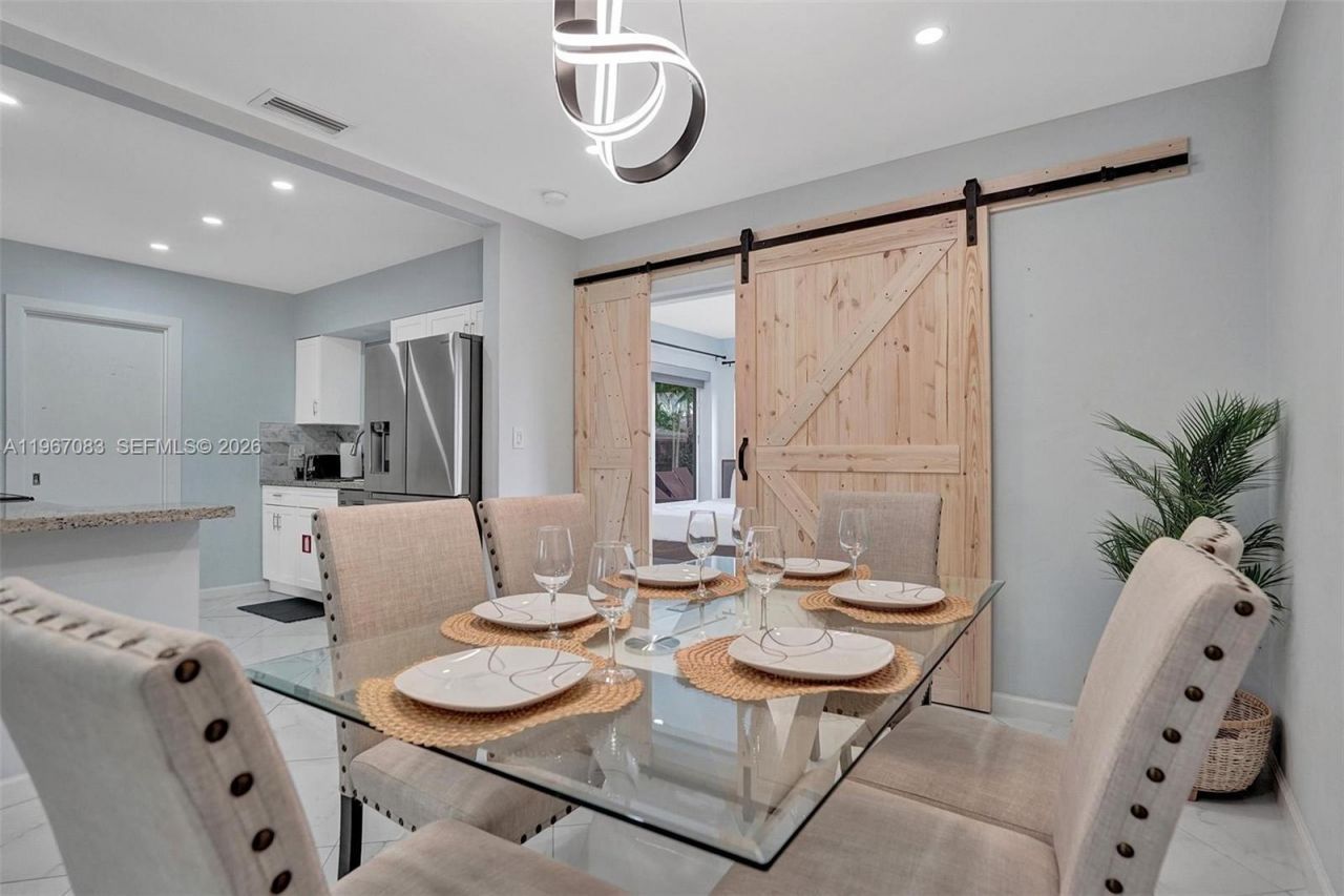 5230 NE 20th Ave, Fort Lauderdale, FL 33308 Photo