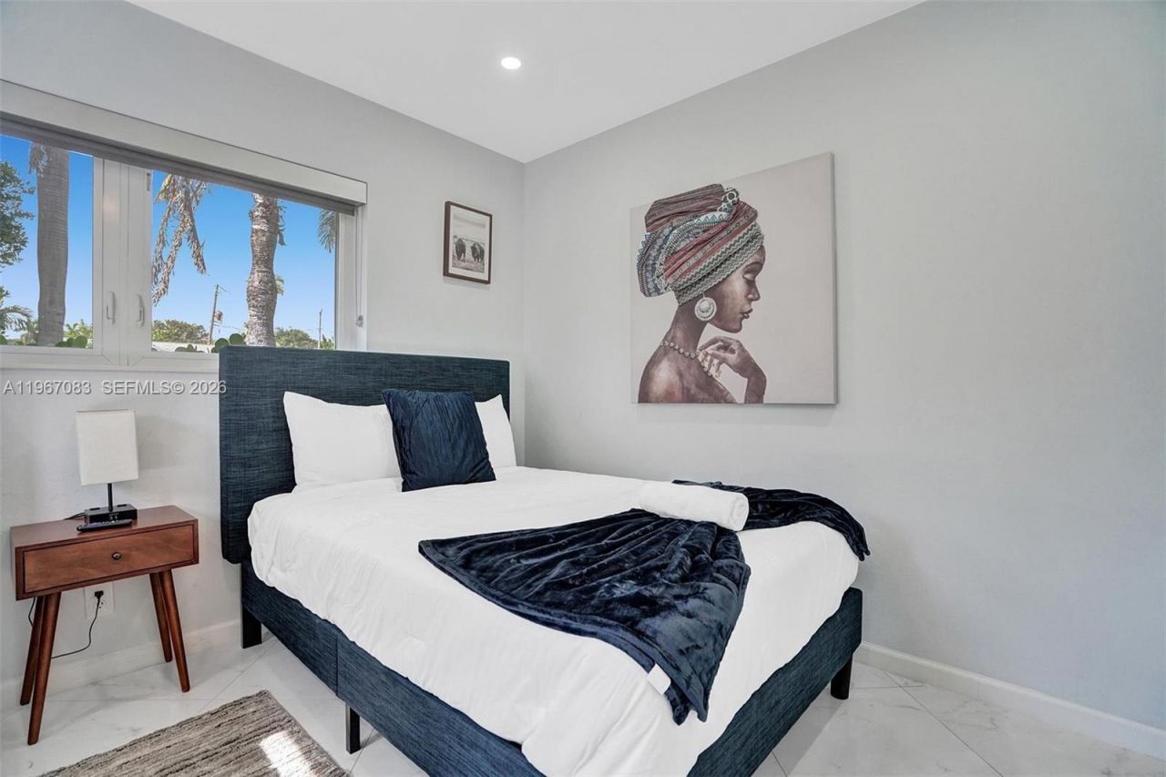 5230 NE 20th Ave, Fort Lauderdale, FL 33308 Photo