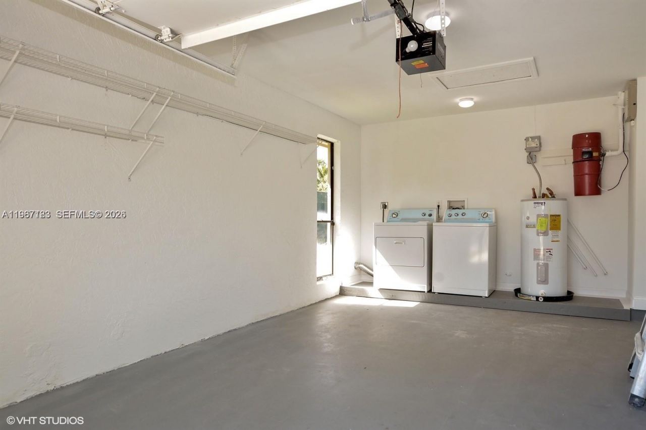 6720 Canary Palm Cir, Boca Raton, FL 33433 Photo