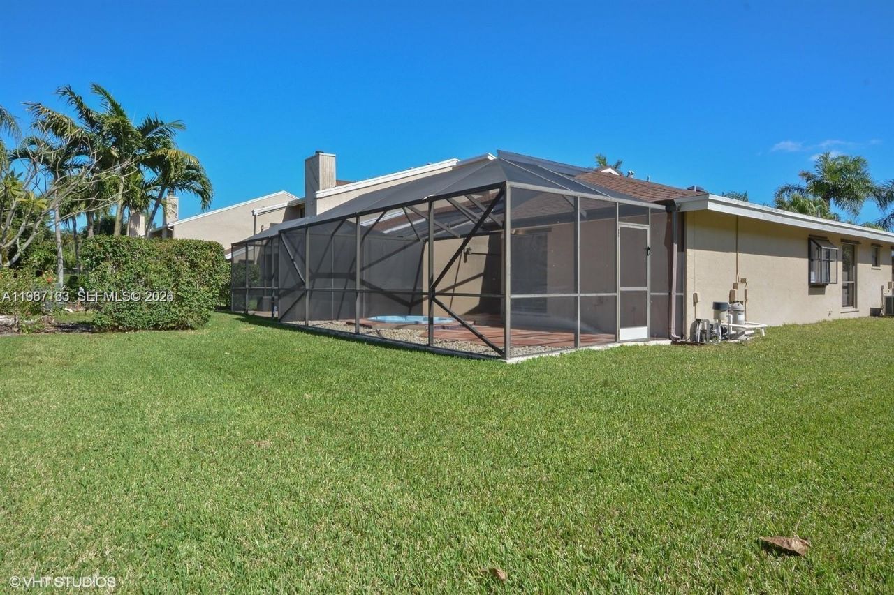 6720 Canary Palm Cir, Boca Raton, FL 33433 Photo