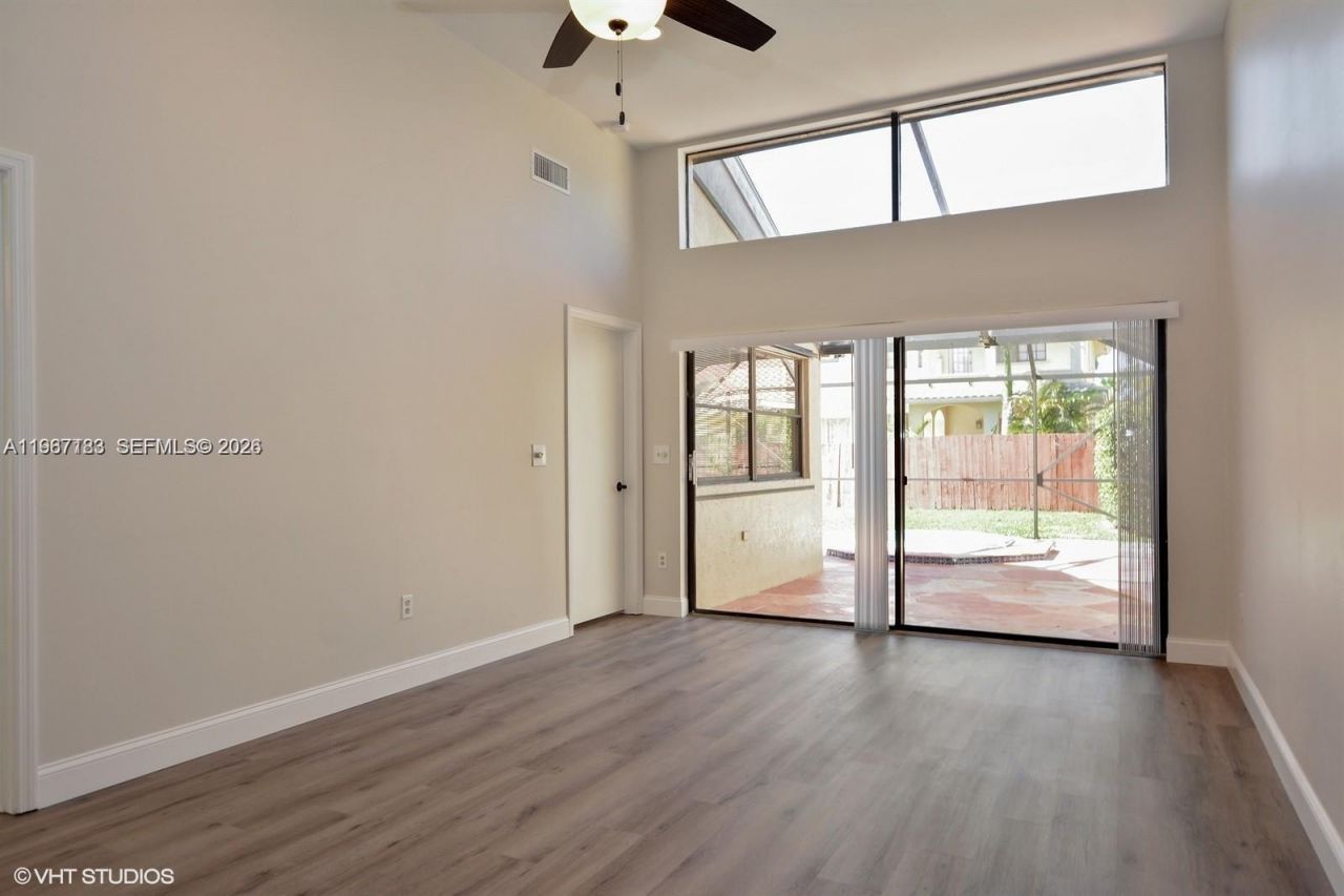 6720 Canary Palm Cir, Boca Raton, FL 33433 Photo