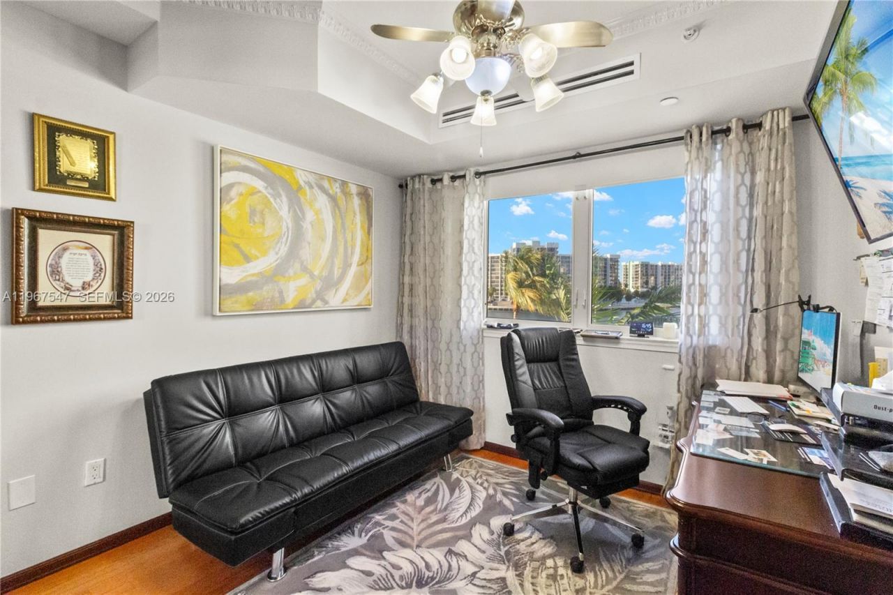 12 Seacrest Pkwy, Unit 3, Hollywood, FL 33019 Photo