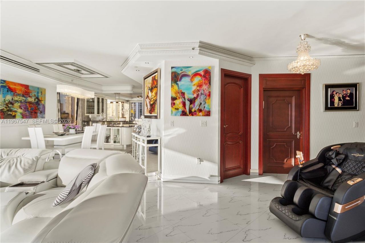 12 Seacrest Pkwy, Unit 3, Hollywood, FL 33019 Photo