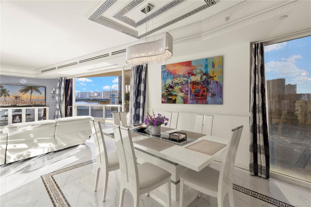 12 Seacrest Pkwy, Unit 3, Hollywood, FL 33019 Photo