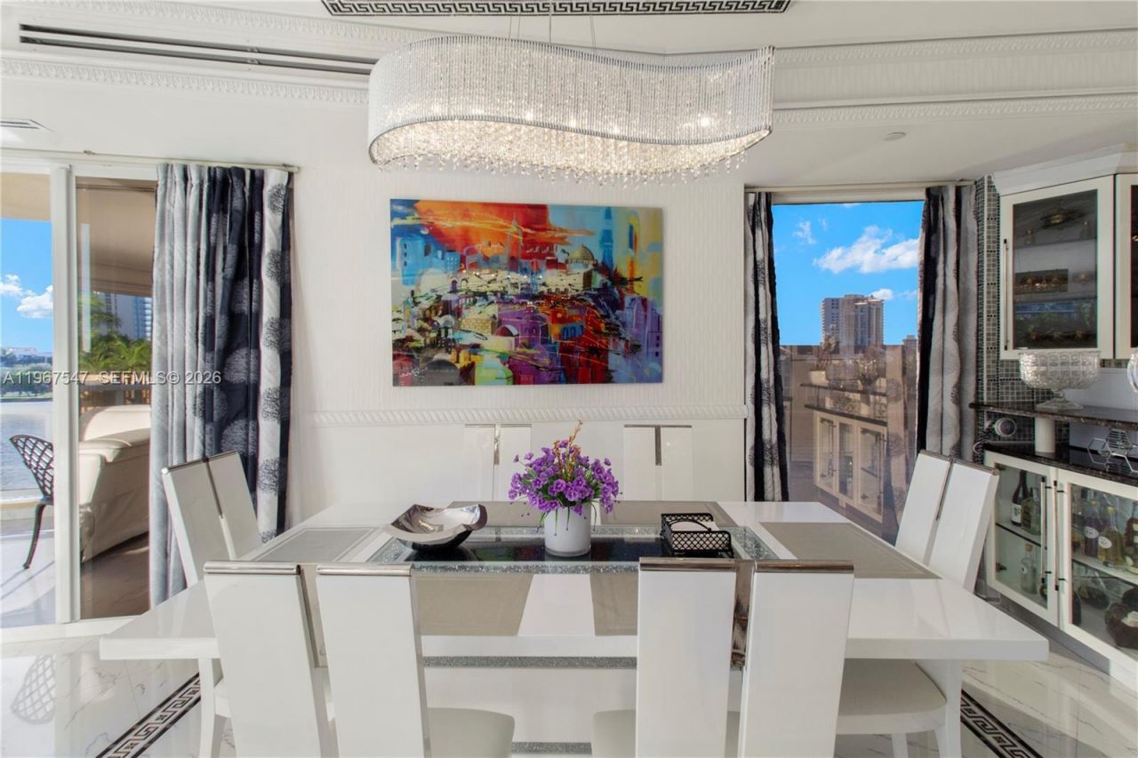 12 Seacrest Pkwy, Unit 3, Hollywood, FL 33019 Photo