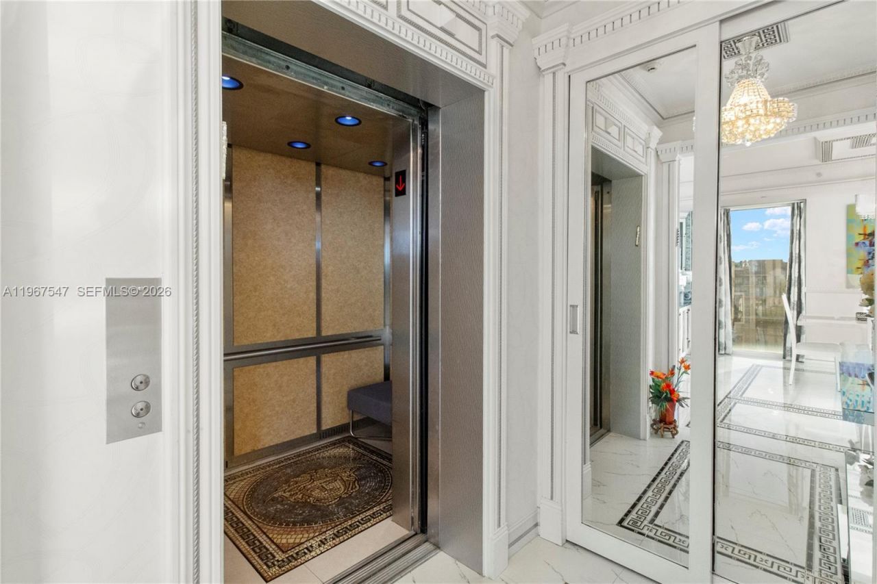 12 Seacrest Pkwy, Unit 3, Hollywood, FL 33019 Photo