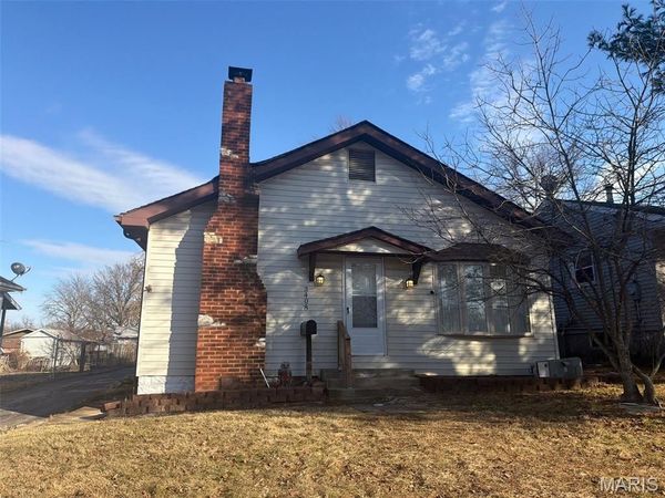 3408 Airway , Breckenridge Hills, MO 63114