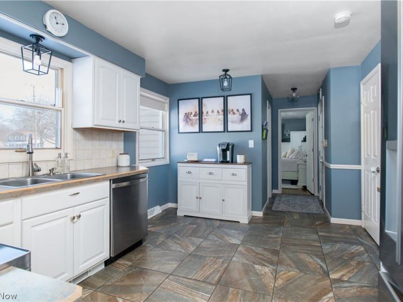 8280 Bendemeer Drive, Poland, OH 44514 Photo 12