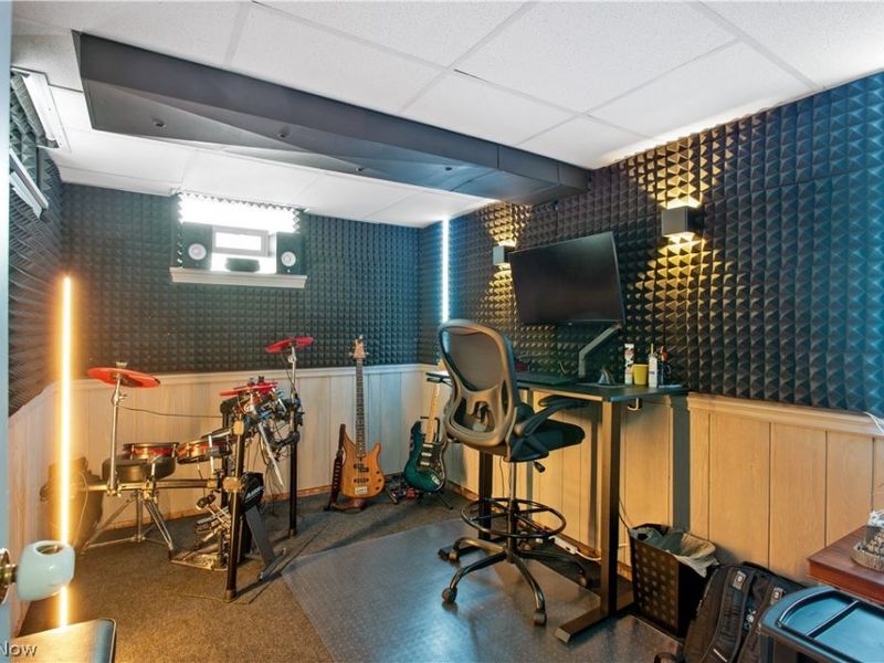 8280 Bendemeer Drive, Poland, OH 44514 Photo 25