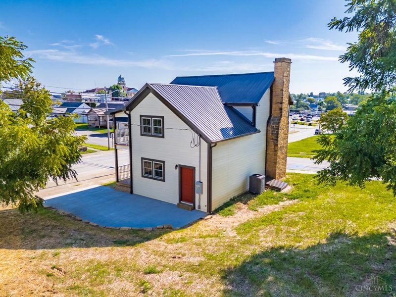 305 W Walnut Street, West Union, OH 45693 Photo 5