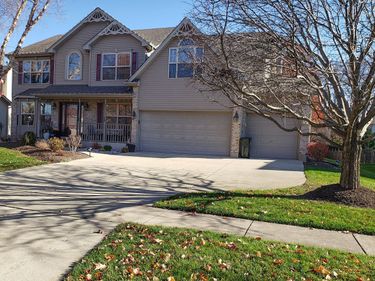 514 Danbury Drive W, Oswego, IL 60543
