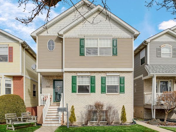 6158 W 60th Street, Chicago, IL 60638