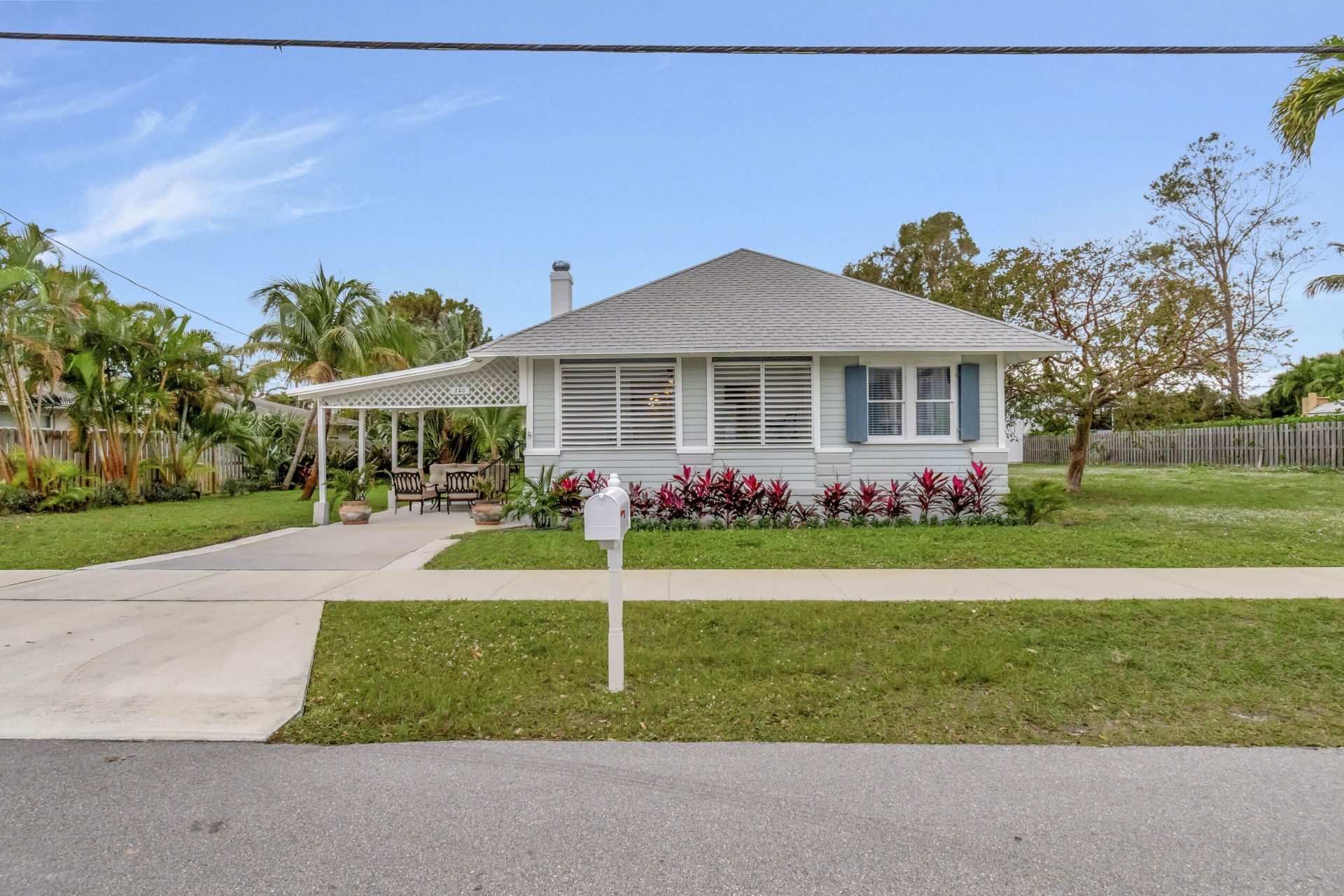 320 SE 4th Avenue, Delray Beach, FL 33483 Photo