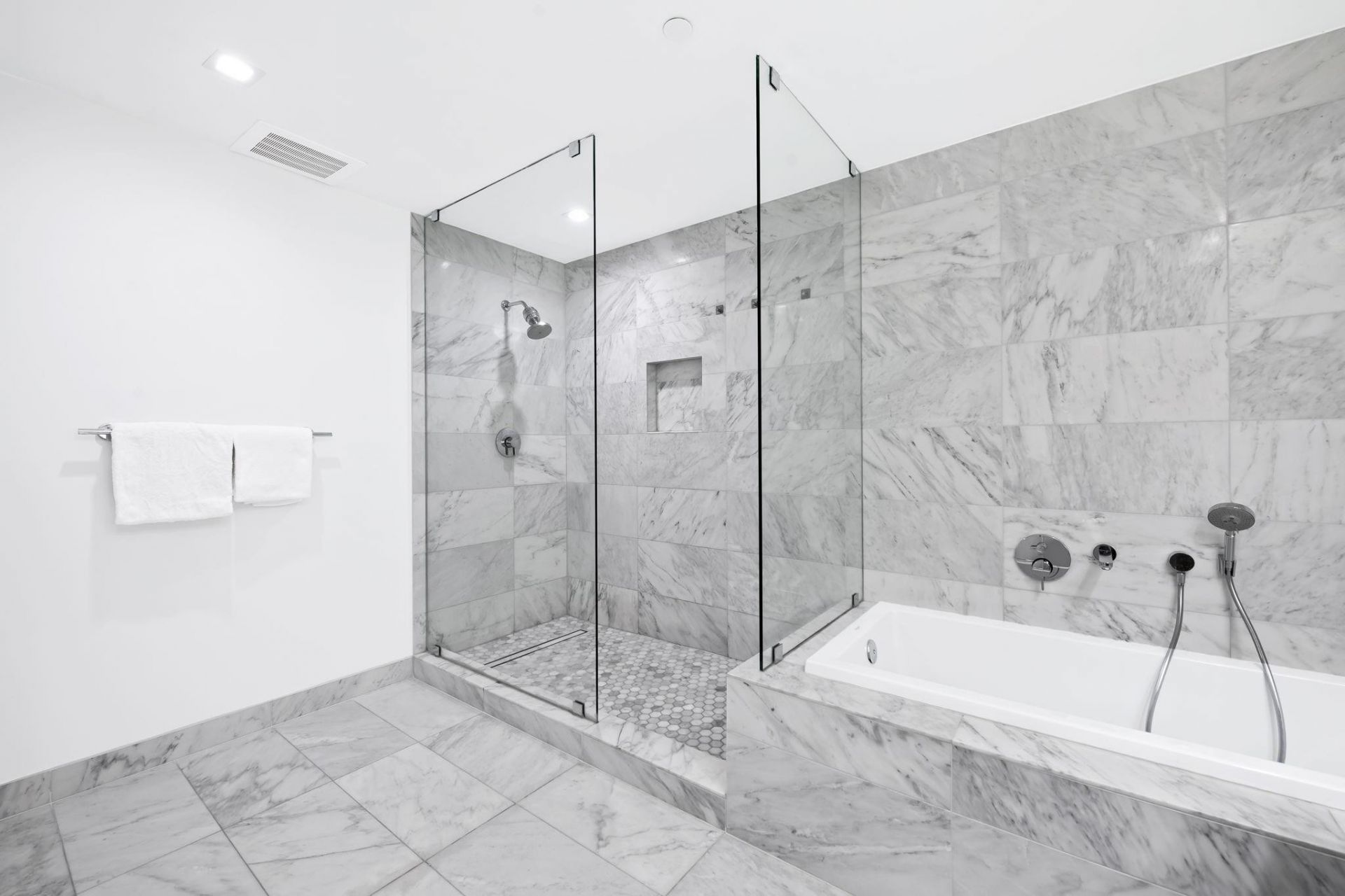 401 N Birch Road, Unit 1100, Fort Lauderdale, FL 33304 Photo