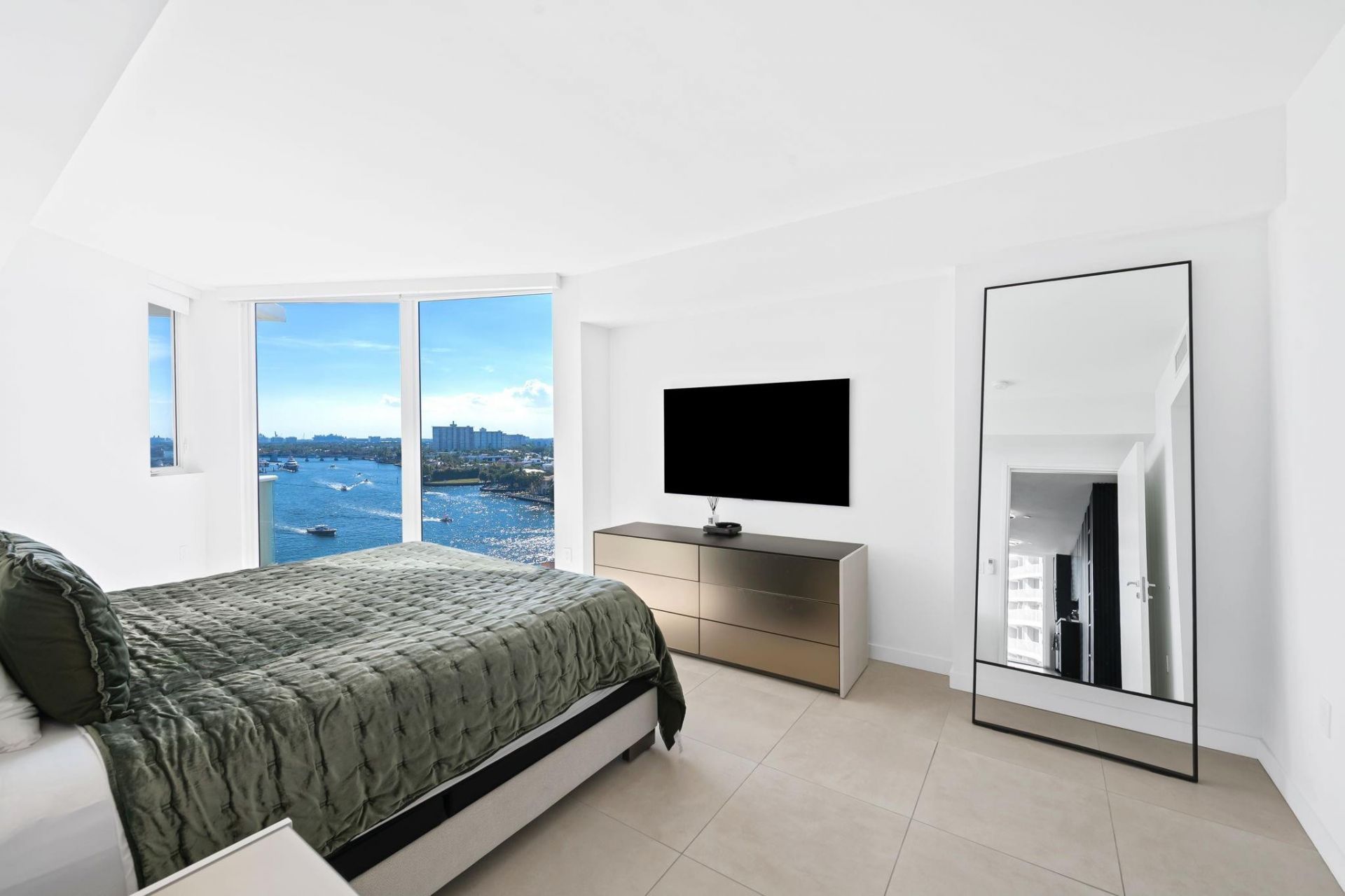 401 N Birch Road, Unit 1100, Fort Lauderdale, FL 33304 Photo