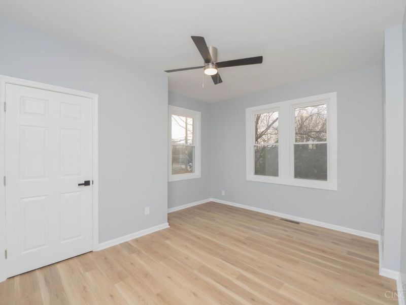 9350 Reading Road, Reading, OH 45215 Photo 10