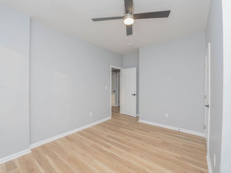 9350 Reading Road, Reading, OH 45215 Photo 11