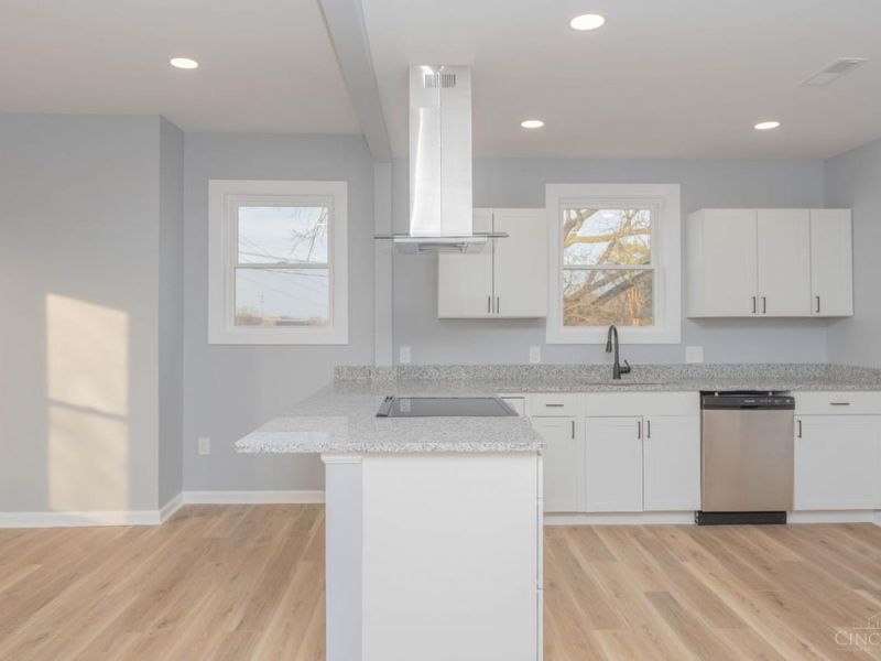 9350 Reading Road, Reading, OH 45215 Photo 19