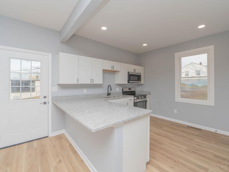 9350 Reading Road, Reading, OH 45215 Photo 7