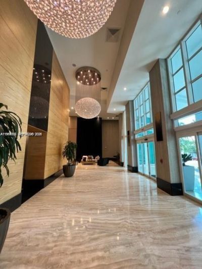 950 Brickell Bay Dr, Unit 5209, Miami, FL 33131 Photo