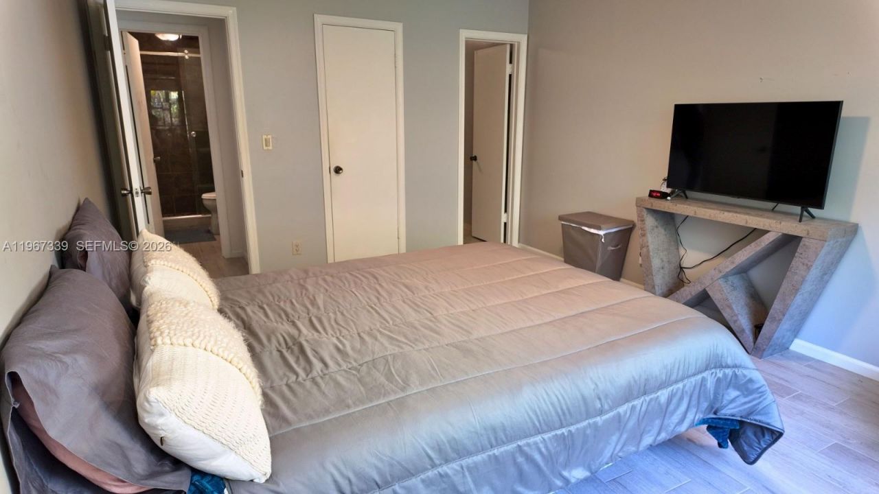 5840 NE 22nd Way , Unit 728, Fort Lauderdale, FL 33308 Photo