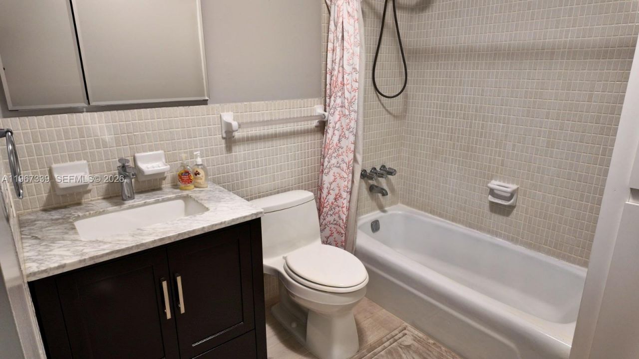 5840 NE 22nd Way , Unit 728, Fort Lauderdale, FL 33308 Photo