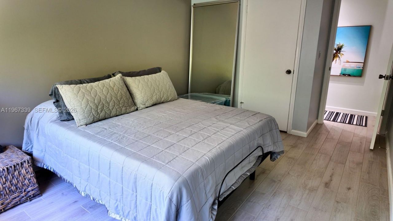 5840 NE 22nd Way , Unit 728, Fort Lauderdale, FL 33308 Photo